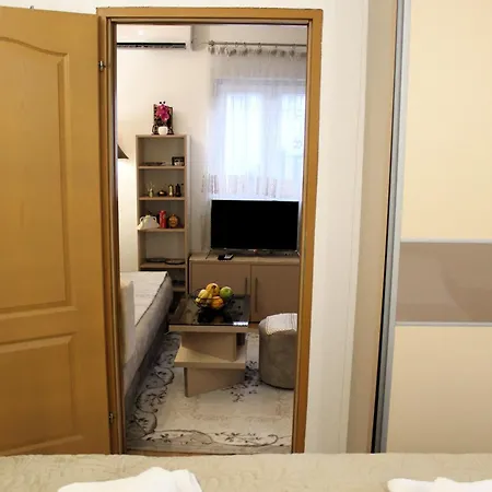Silver Apartment Near Old Town Mostar Exterior photo